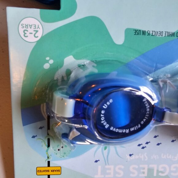 NWT Boys Coconut Grove Shark Float Vest with googles holds 40lbs 2-3yrs - Picture 8 of 14